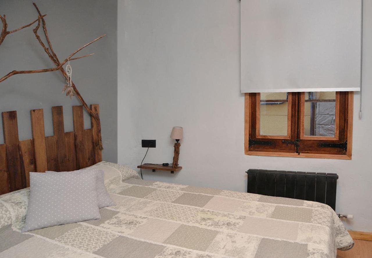 Appartement Piso Rustico-Moderno 6 Plazas - Pobla De Lillet à La Pobla de Lillet Extérieur photo